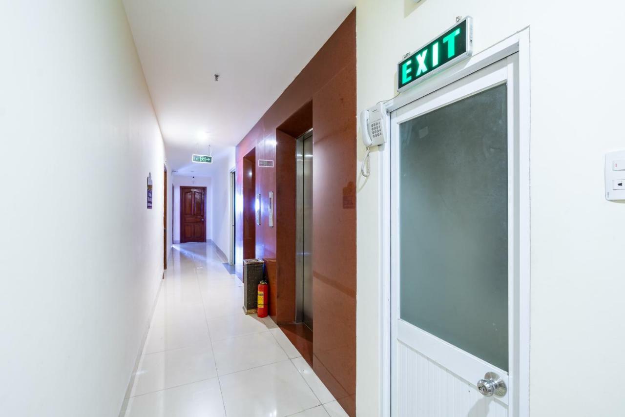 Oyo 375 Hoa Binh Hotel Дананг Екстер'єр фото