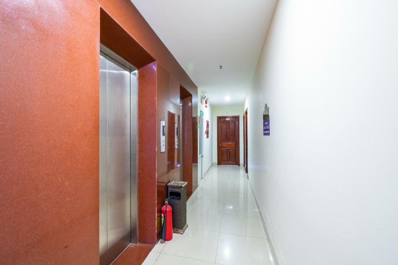 Oyo 375 Hoa Binh Hotel Дананг Екстер'єр фото