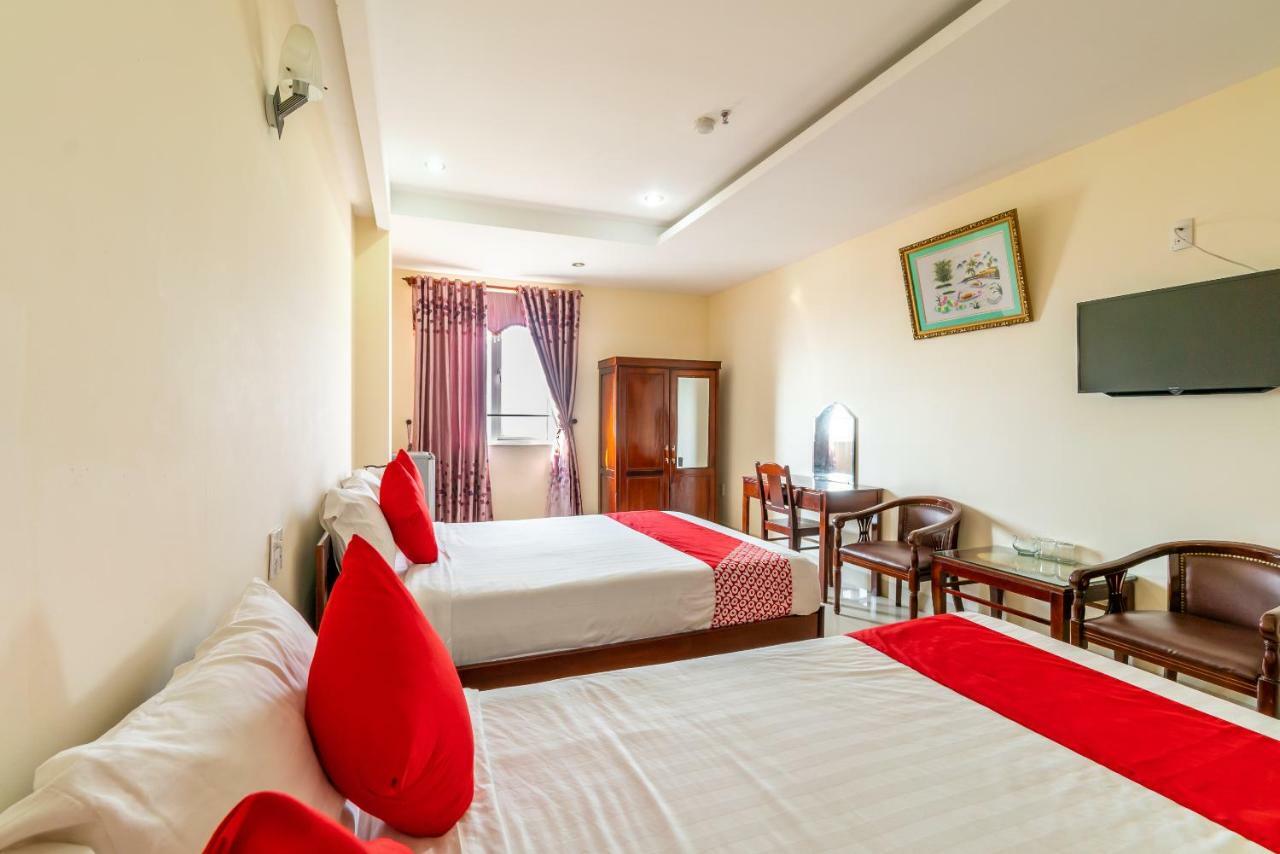 Oyo 375 Hoa Binh Hotel Дананг Екстер'єр фото