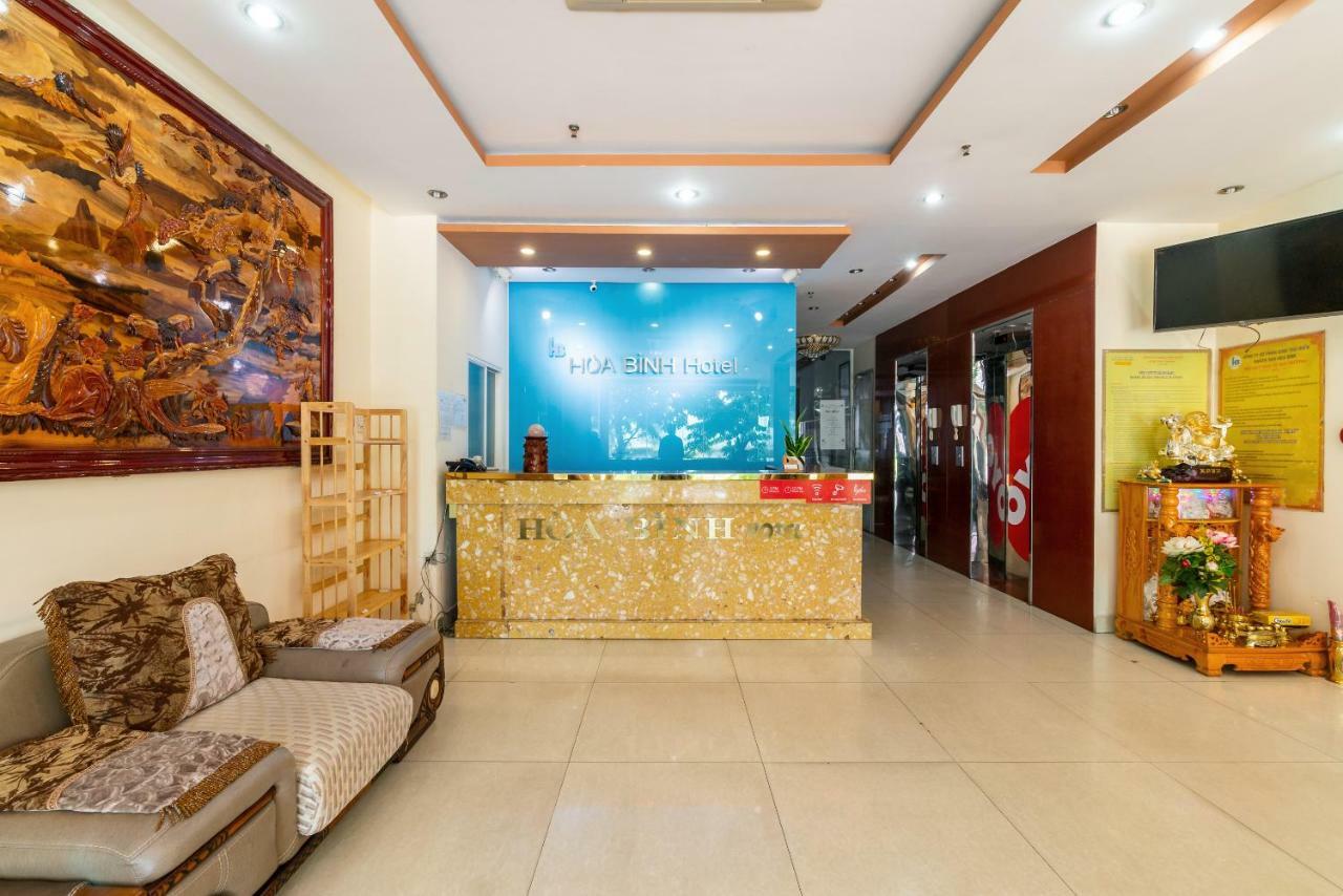 Oyo 375 Hoa Binh Hotel Дананг Екстер'єр фото