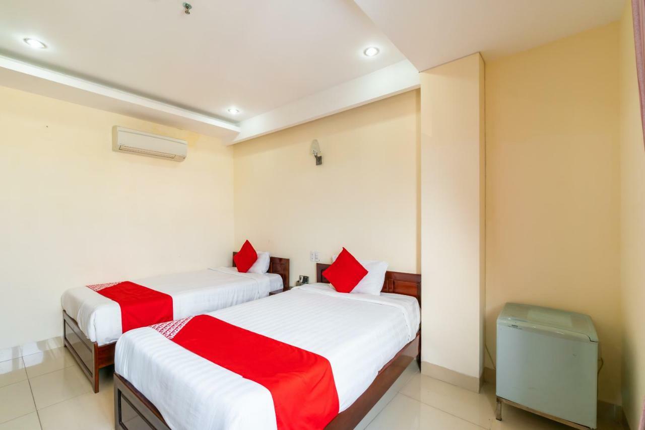 Oyo 375 Hoa Binh Hotel Дананг Екстер'єр фото