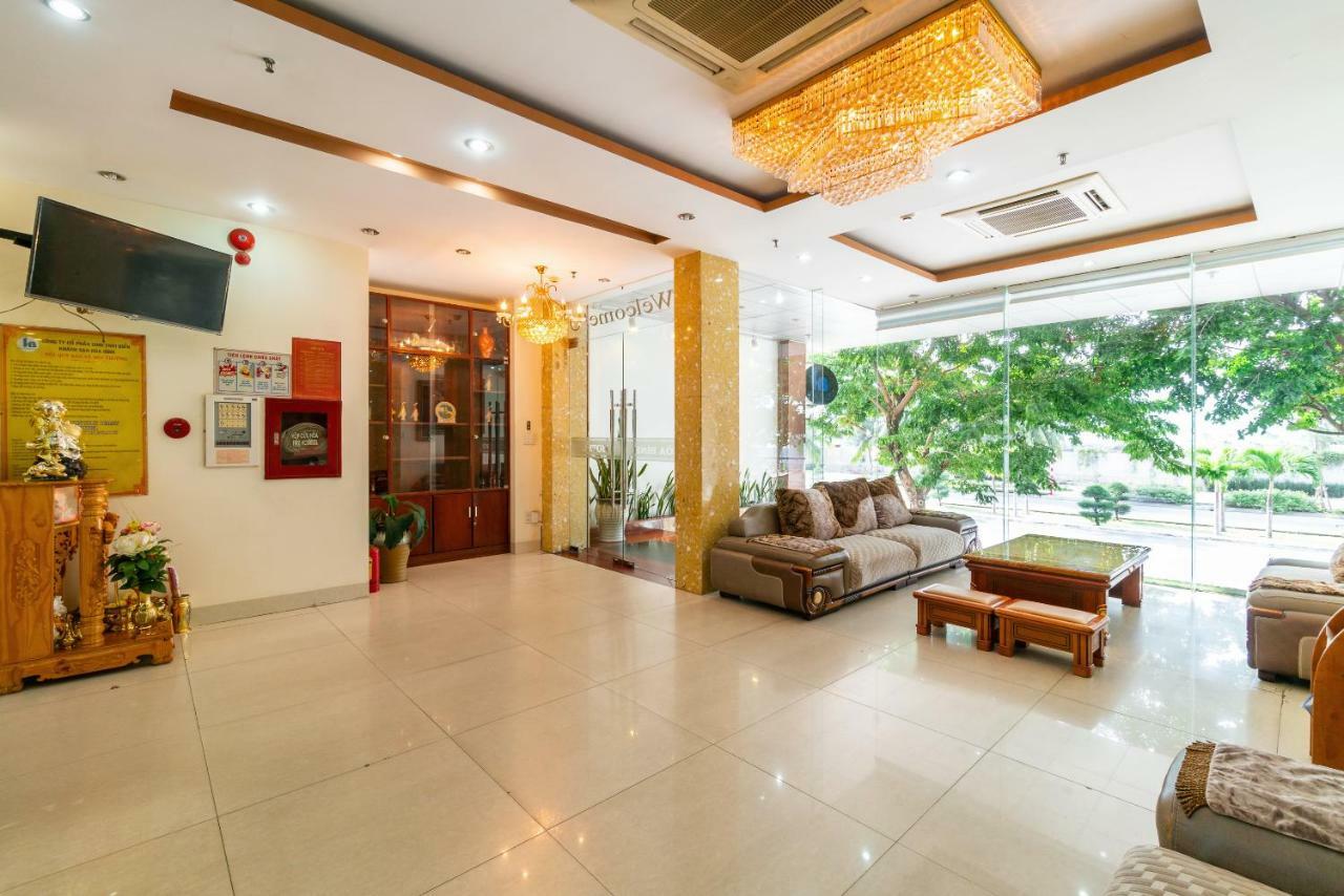 Oyo 375 Hoa Binh Hotel Дананг Екстер'єр фото