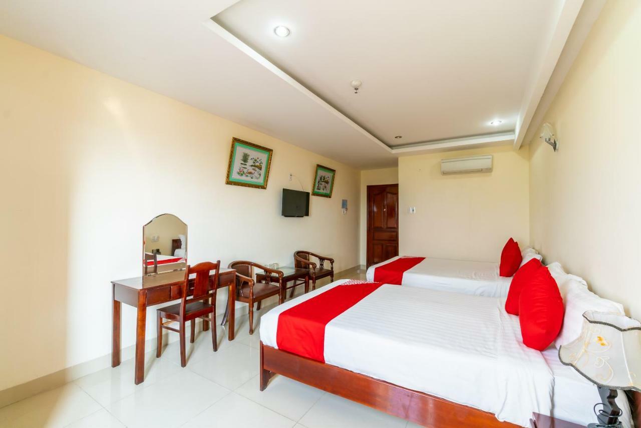 Oyo 375 Hoa Binh Hotel Дананг Екстер'єр фото