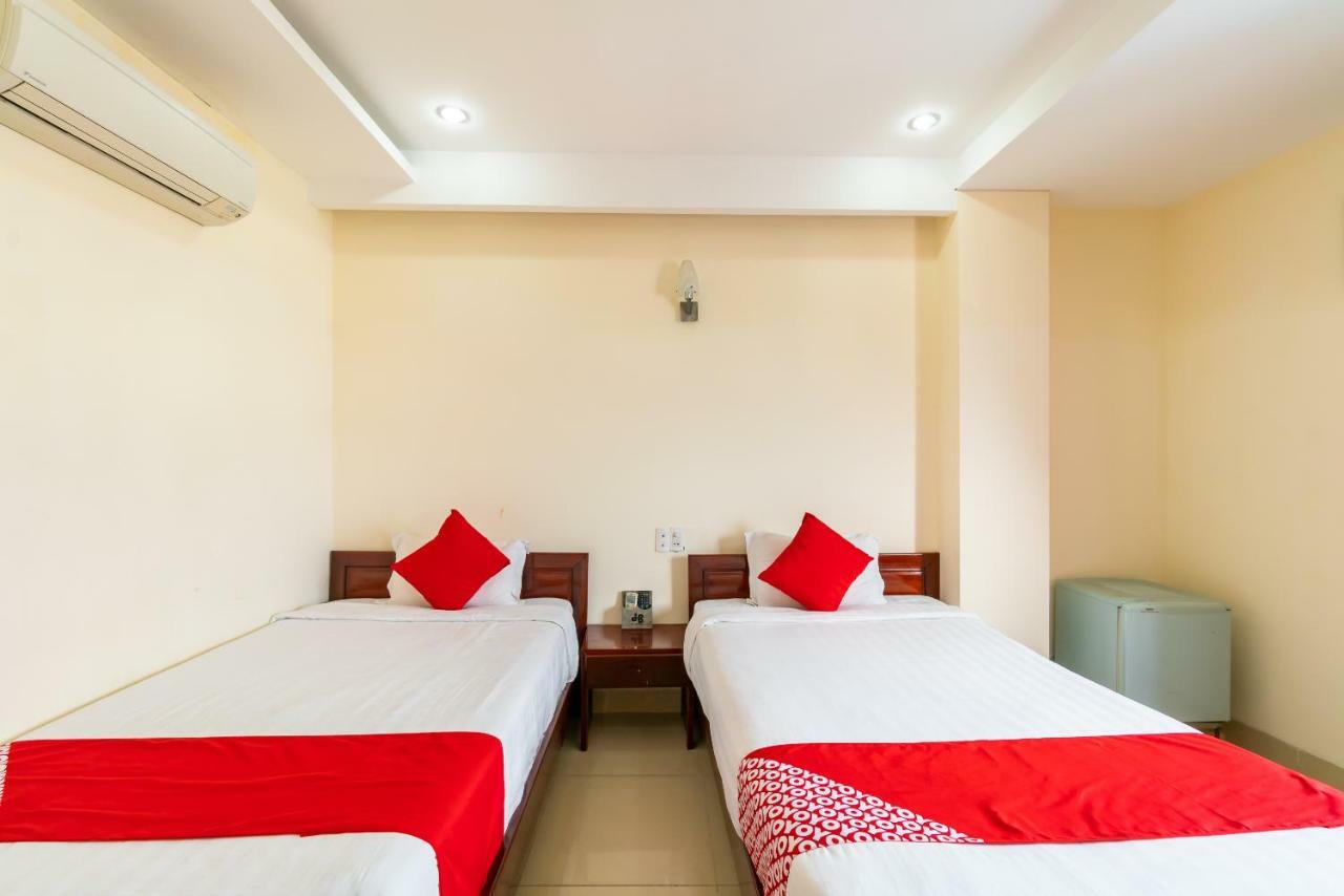 Oyo 375 Hoa Binh Hotel Дананг Екстер'єр фото